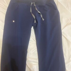Figs Navy Blue Kade Cargo Scrub Pants size LP large petite